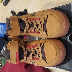 DC youth High top sneakers